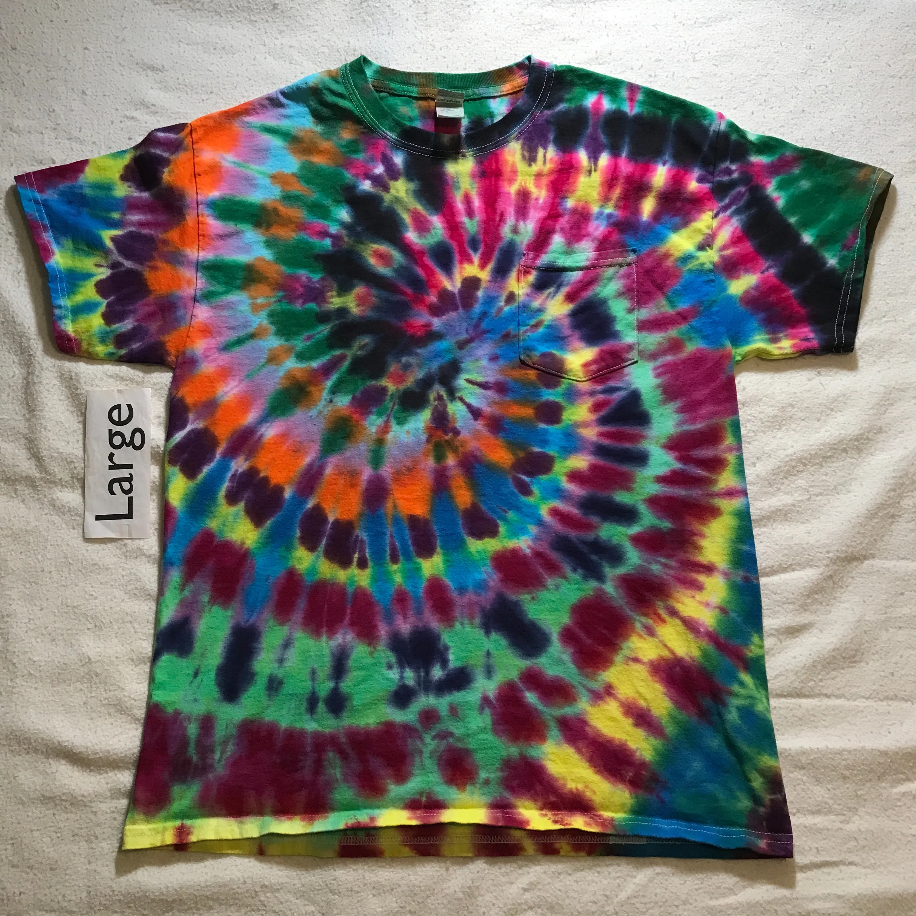 Adult Large Tie-Dye Wild Spiral Pocket Tee